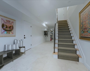 97 Wisconsin Street - Photo Thumbnail 5
