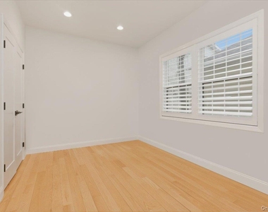 97 Wisconsin Street - Photo Thumbnail 21