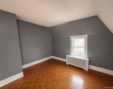 8755 114th Street - Photo Thumbnail 11