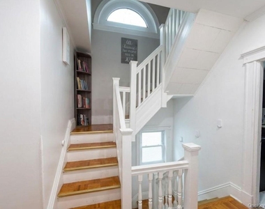 8755 114th Street - Photo Thumbnail 7