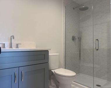 161 Union Avenue - Photo Thumbnail 14