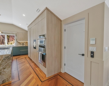 150 Sugar Toms Lane - Photo Thumbnail 14