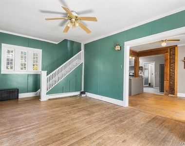 39 Wawanda Avenue - Photo Thumbnail 5