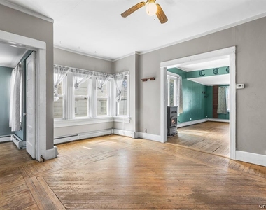 39 Wawanda Avenue - Photo Thumbnail 6