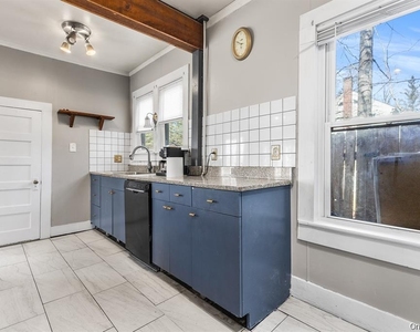 39 Wawanda Avenue - Photo Thumbnail 8