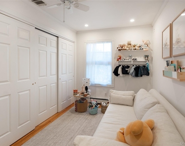 8 Bay Road - Photo Thumbnail 20