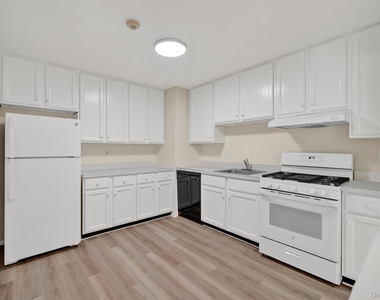 10-12 Chestnut Street - Photo Thumbnail 5