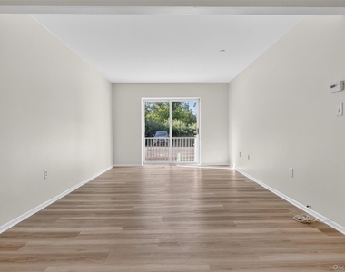 10-12 Chestnut Street - Photo Thumbnail 7