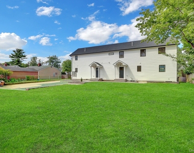 25 Sunnybrook Drive E - Photo Thumbnail 16