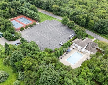 3002 Willow Pond Drive - Photo Thumbnail 29