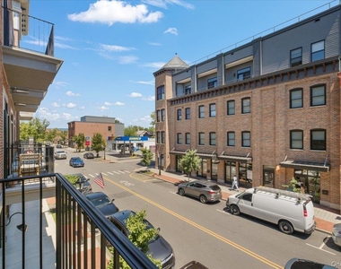 249 Main Street - Photo Thumbnail 14