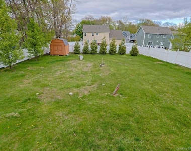 68 Weaver Street - Photo Thumbnail 41