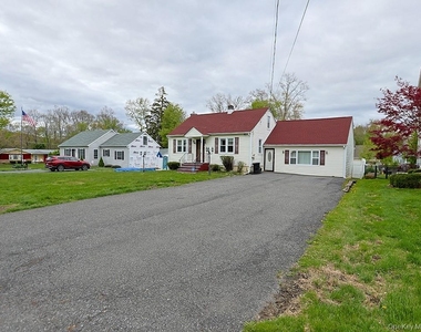 68 Weaver Street - Photo Thumbnail 7