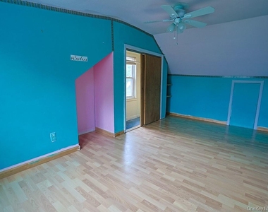 68 Weaver Street - Photo Thumbnail 19