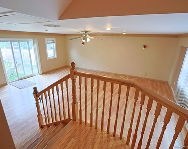 68 Weaver Street - Photo Thumbnail 12