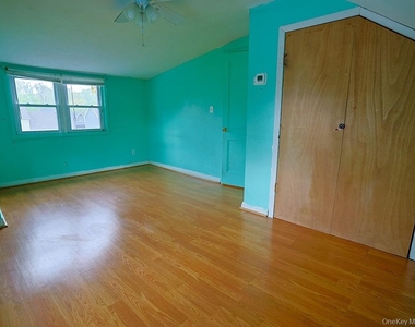68 Weaver Street - Photo Thumbnail 18