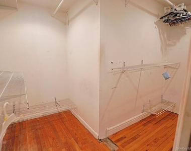 68 Weaver Street - Photo Thumbnail 25