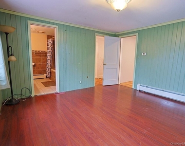 68 Weaver Street - Photo Thumbnail 22
