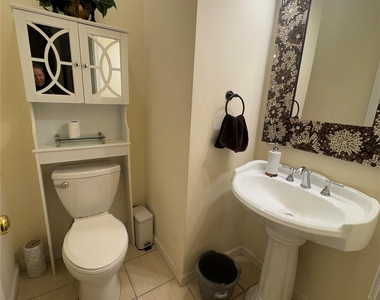 28 Hidden Creek Boulevard - Photo Thumbnail 2