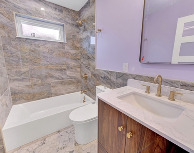 328 E Chester Street - Photo Thumbnail 14