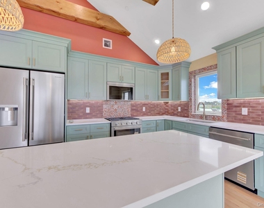328 E Chester Street - Photo Thumbnail 4
