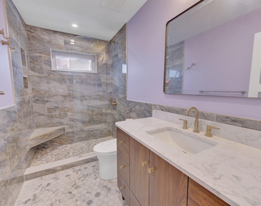 328 E Chester Street - Photo Thumbnail 17