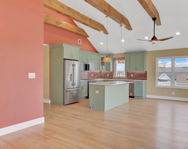 328 E Chester Street - Photo Thumbnail 5