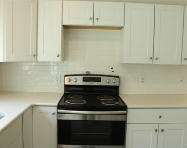8 Tanglewood Drive - Photo Thumbnail 9