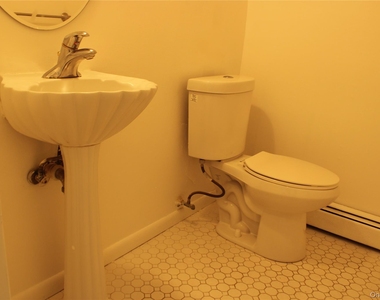 8 Tanglewood Drive - Photo Thumbnail 13