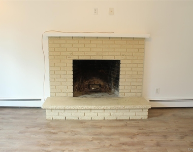 8 Tanglewood Drive - Photo Thumbnail 12
