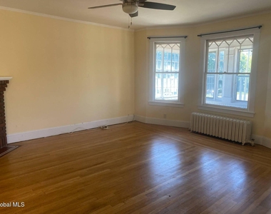 517 New Scotland Avenue - Photo Thumbnail 2