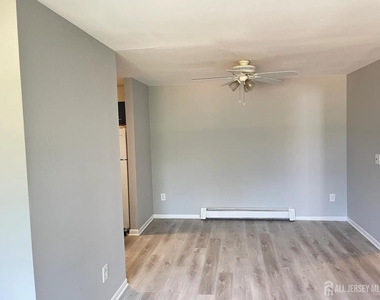 1334 Cricket Lane - Photo Thumbnail 4