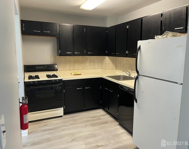 1334 Cricket Lane - Photo Thumbnail 7