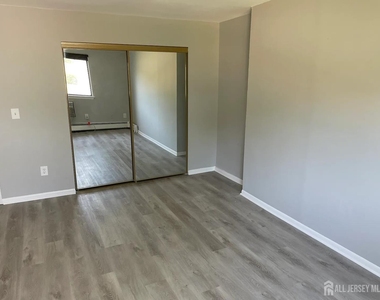 1334 Cricket Lane - Photo Thumbnail 2