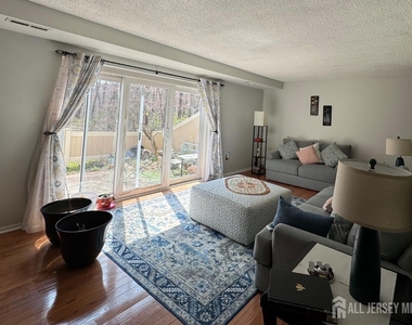 56 Thoreau Drive - Photo Thumbnail 6