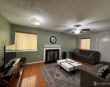 56 Thoreau Drive - Photo Thumbnail 7
