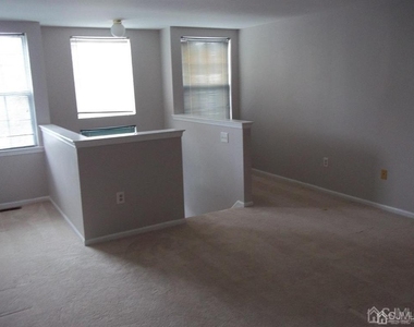 265 Shady Oak Court - Photo Thumbnail 45