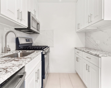 333 E 30th Street - Photo Thumbnail 11