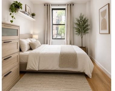112 W 73rd Street - Photo Thumbnail 1