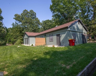 115 Old Bridge Road - Photo Thumbnail 2