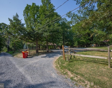 115 Old Bridge Road - Photo Thumbnail 6