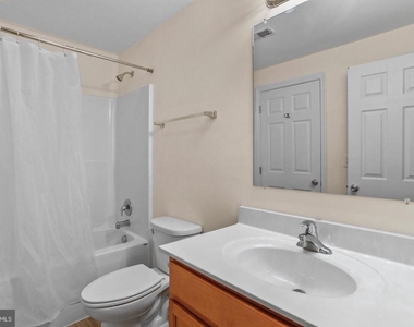 1125 Ewell Street - Photo Thumbnail 2