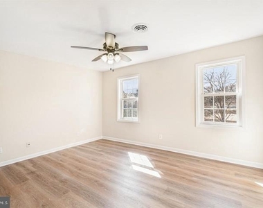 2113 Matthew Lane - Photo Thumbnail 6