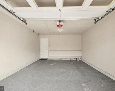 2113 Matthew Lane - Photo Thumbnail 24
