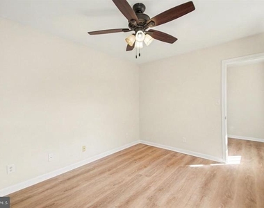 2113 Matthew Lane - Photo Thumbnail 16