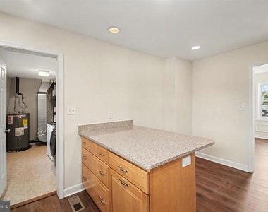 2113 Matthew Lane - Photo Thumbnail 10