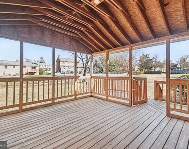 2113 Matthew Lane - Photo Thumbnail 23