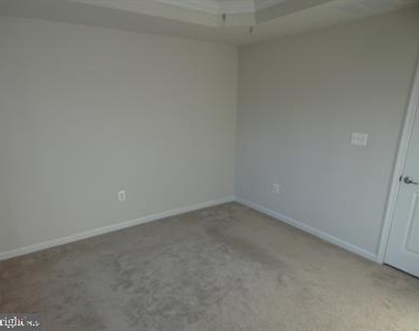 6304 Crittenden Lane - Photo Thumbnail 22