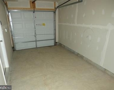 6304 Crittenden Lane - Photo Thumbnail 40