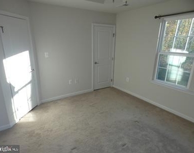 6304 Crittenden Lane - Photo Thumbnail 20